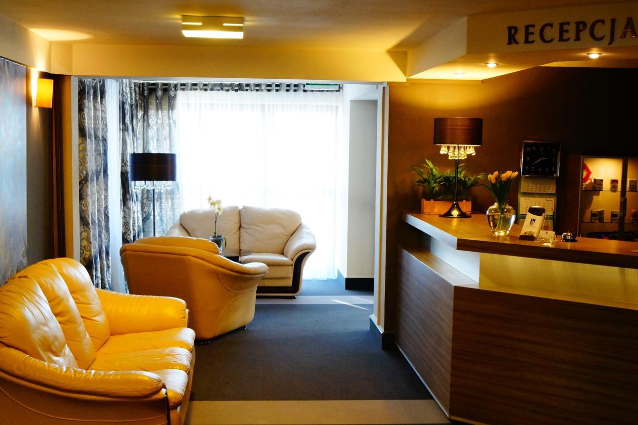 Inter Hotel Ostroleka  ภายนอก รูปภาพ